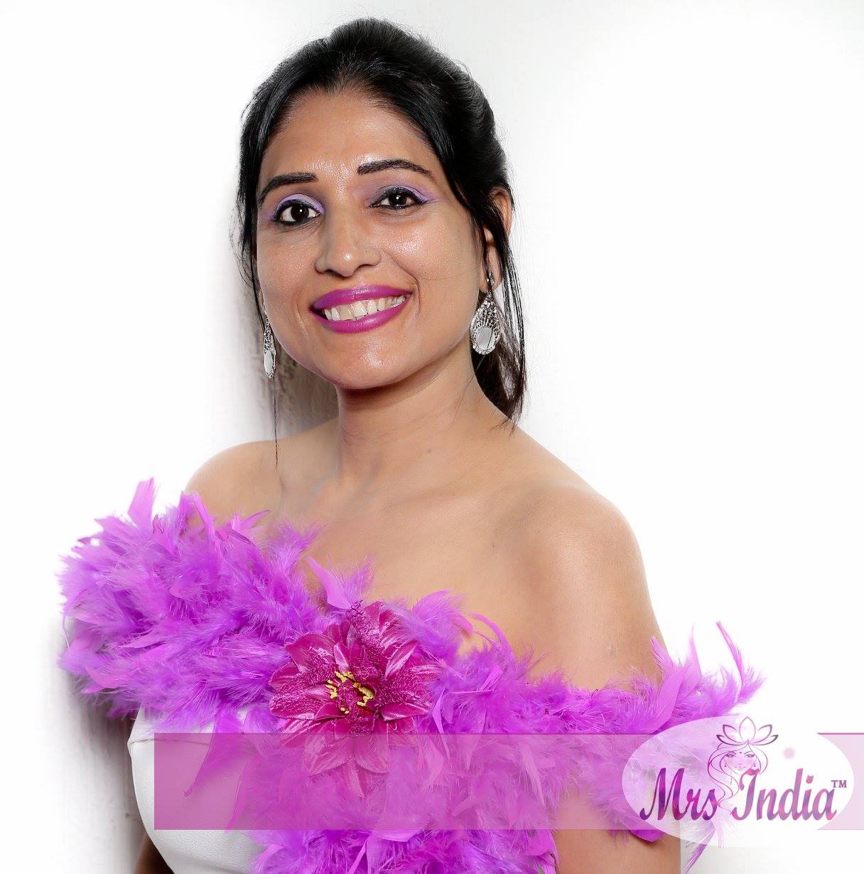 mrs-india-2017-official-Finalist